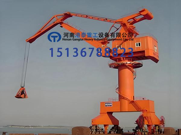 港口型门座式起重机：大载荷稳起吊，码头效率 UP
